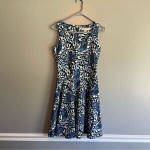 Michael Kors Dress women’s size 2 blue floral fit and flare sleeveless paisley